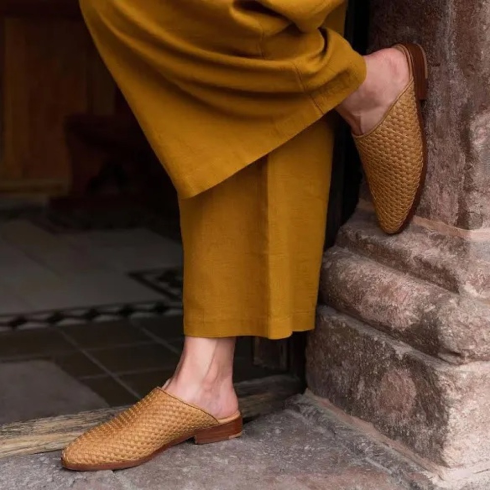 Nisolo Woven Mules